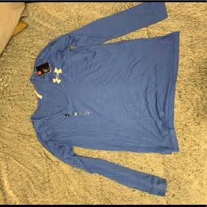 ✨3 for 20✨ NWT Under Armour Loose Long Sleeve Top